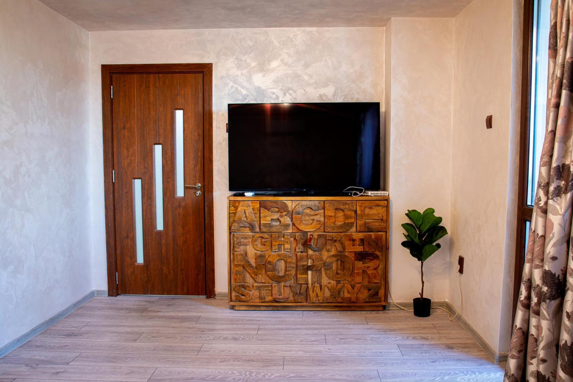 Light Apartment Varna Extérieur photo
